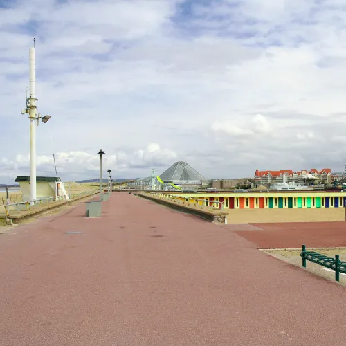 Photo de la ville côtière de Le Touquet pour illustrer le service de dépigeonnage au Touquet.